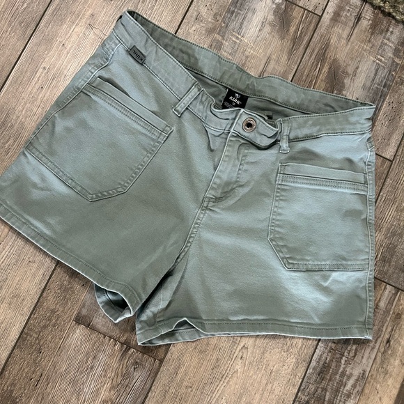 KÜHL Hiking Shorts | Outdoor Adventure Trail Cargo Utility - Picture 1 of 5
